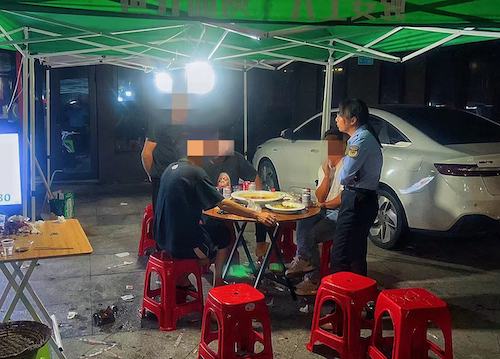 平阳:酒瓶自爆伤人,鳌江分会促调解.jpg 平阳:酒瓶自爆伤人,鳌江分会促调解.jpg